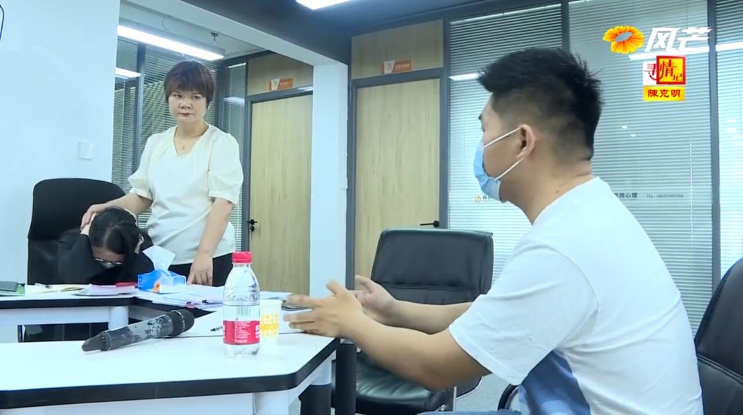 怀孕七个月有时被孩子打没事吧,孕四个月被棍子打到肚子上