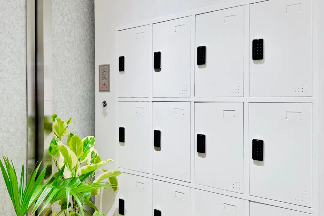 maiaactive正品直播,maiaactive旗舰店直播外套