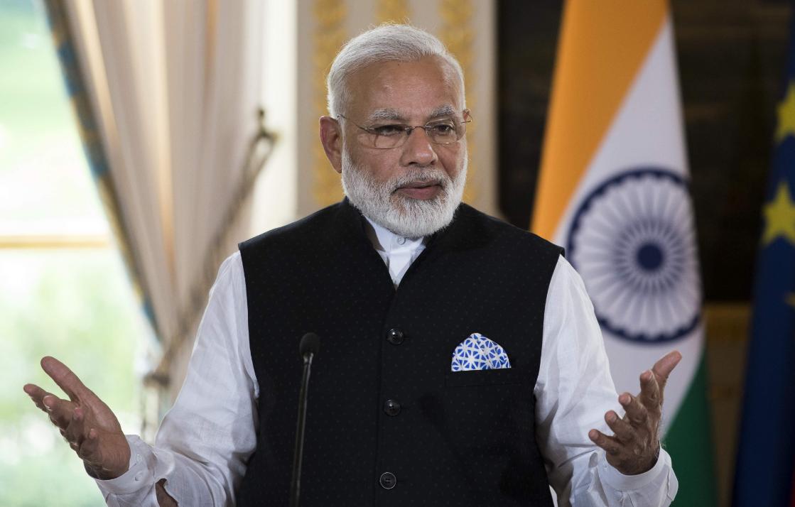 南亚内陆小国尼泊尔，被印度三面包围，为什么和我国越走越近？