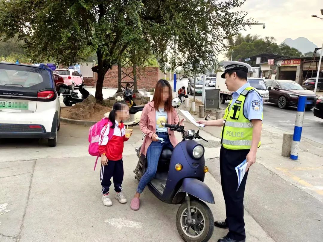 在柳州电动车上什么牌是正规的,柳州电车牌照怎么区分真假