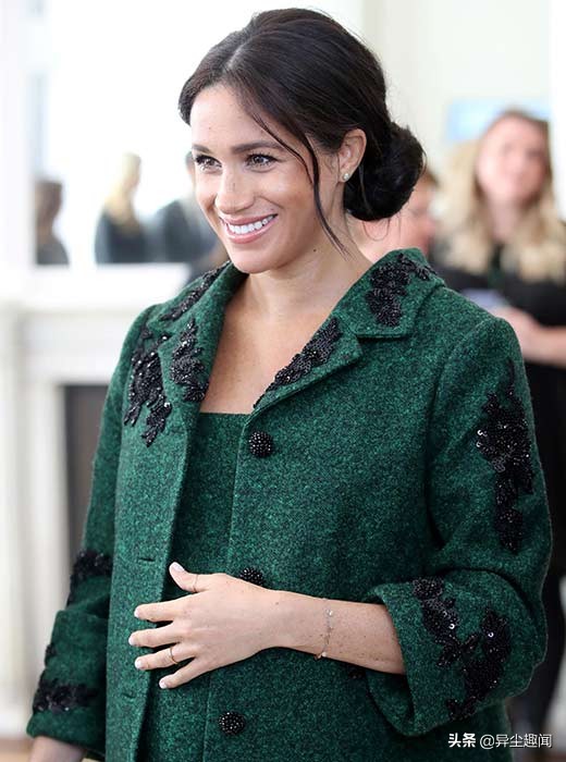 梅根和凯特王妃对比,皇家女将生孩子完整版