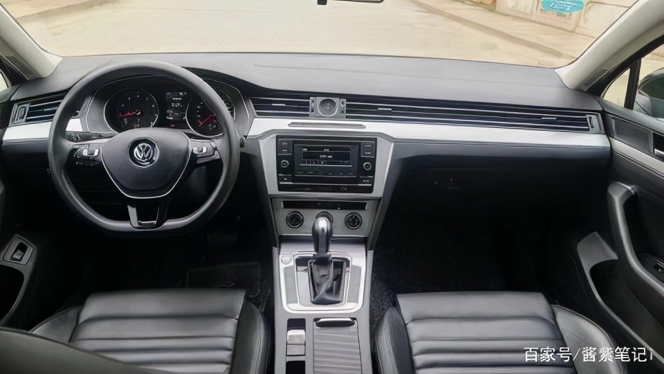 大众迈腾有几个内饰,大众迈腾内饰有味道