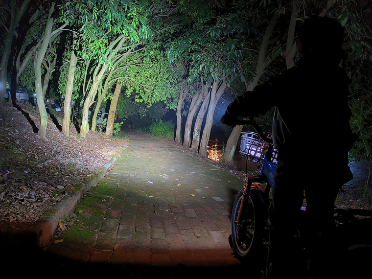 夜间骑行必须要有好车灯,骑行车灯推荐排行