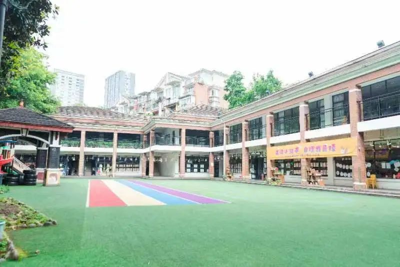 万州区集团化办学,重庆集团化办学的利与弊