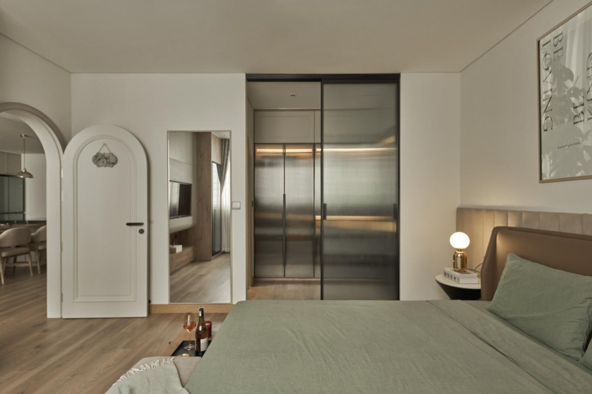 89㎡两居室，装修简简单单很温馨，一人独居，这日子过得也太爽了