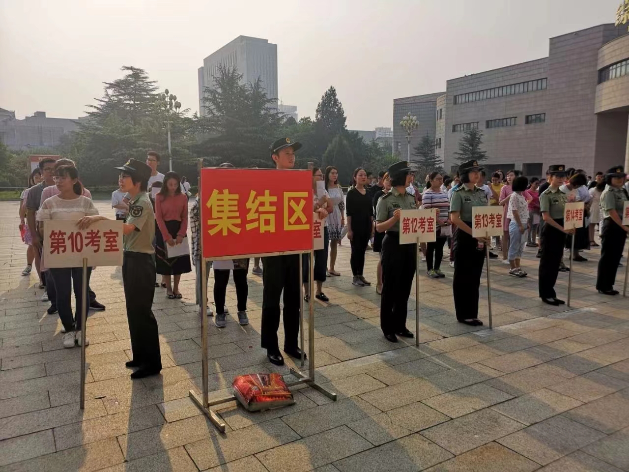 军队文职上岸的真实感受,考军队文职的亲身经历