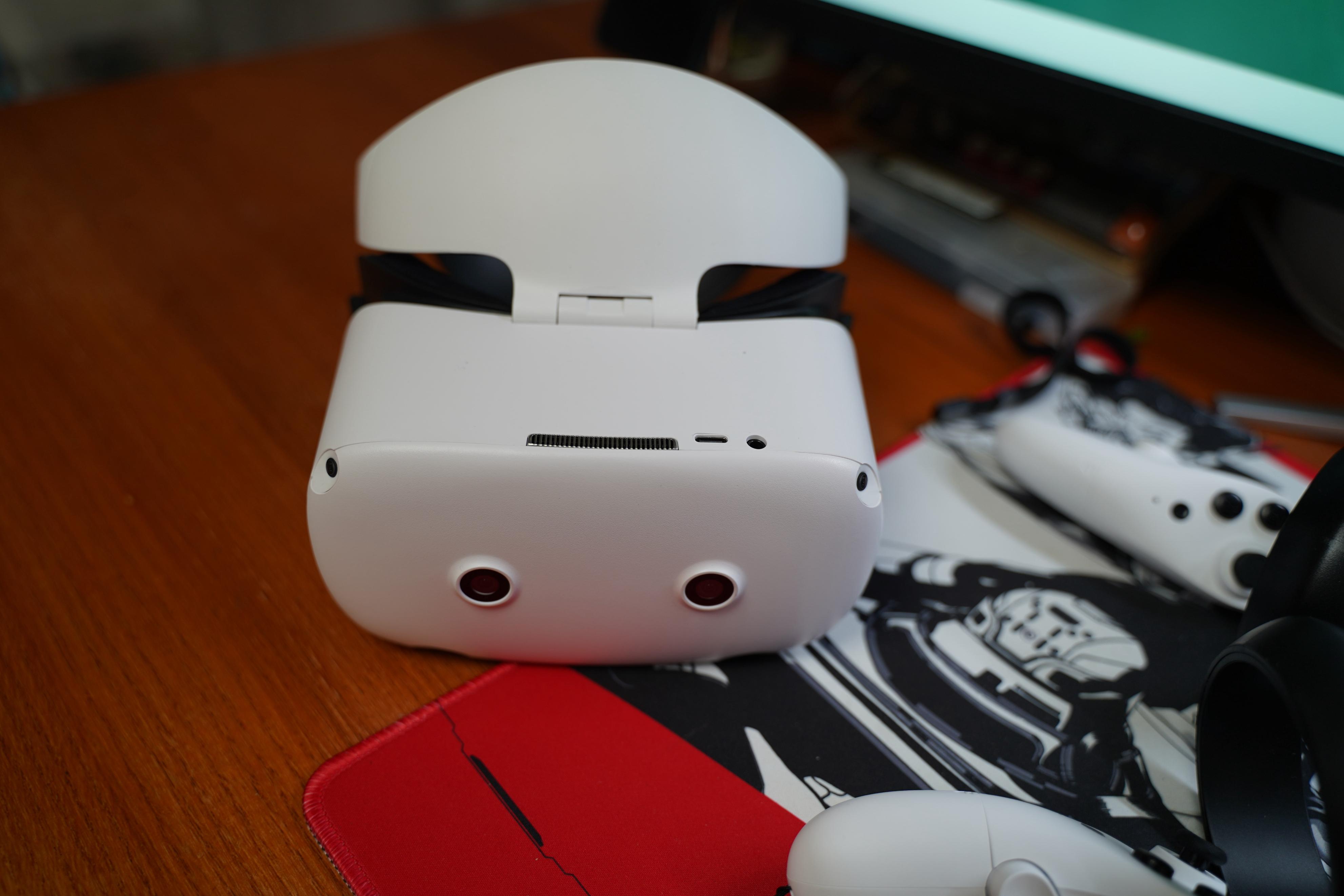 什么礼物适合送家人？一套爱奇艺·奇遇MIXVR送给最爱的人