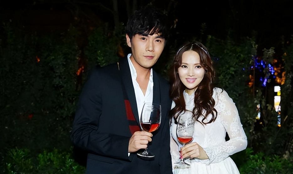 伊能静哈林蔡康永,采访哈林讲述和伊能静恋爱过程