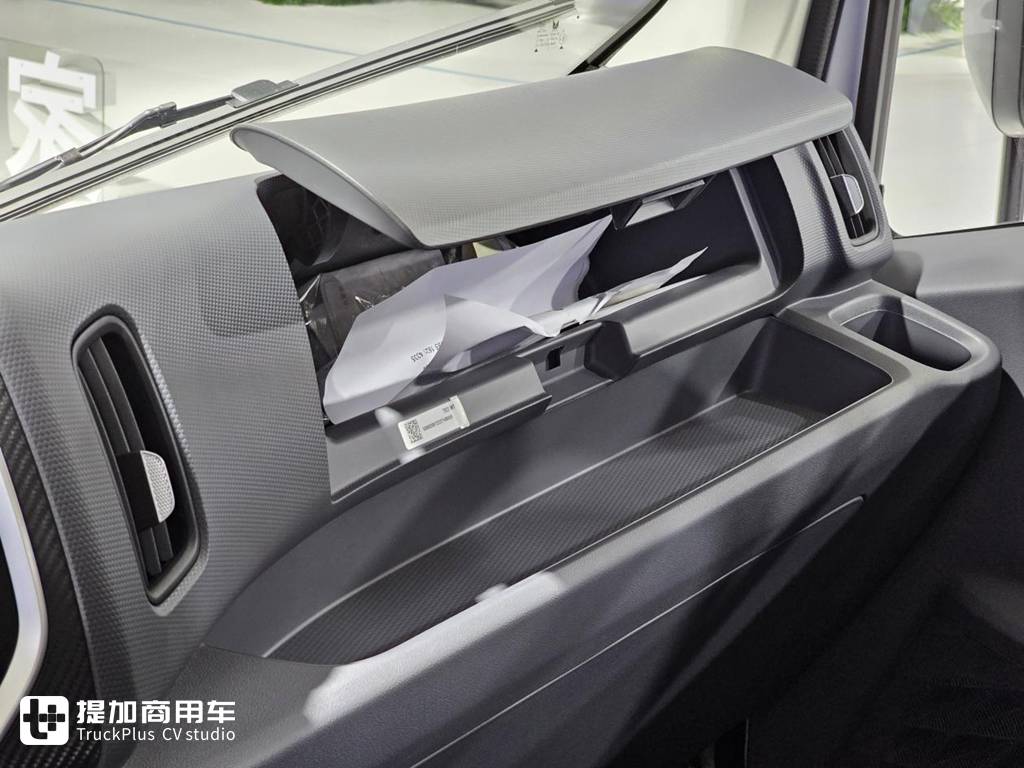 耗资十亿！青云架构下诞生的江铃凯运+轻卡，到底实力如何？