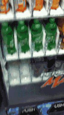 住酒店时显示已经在其他酒店入住,住酒店发现是自己几年前婚房