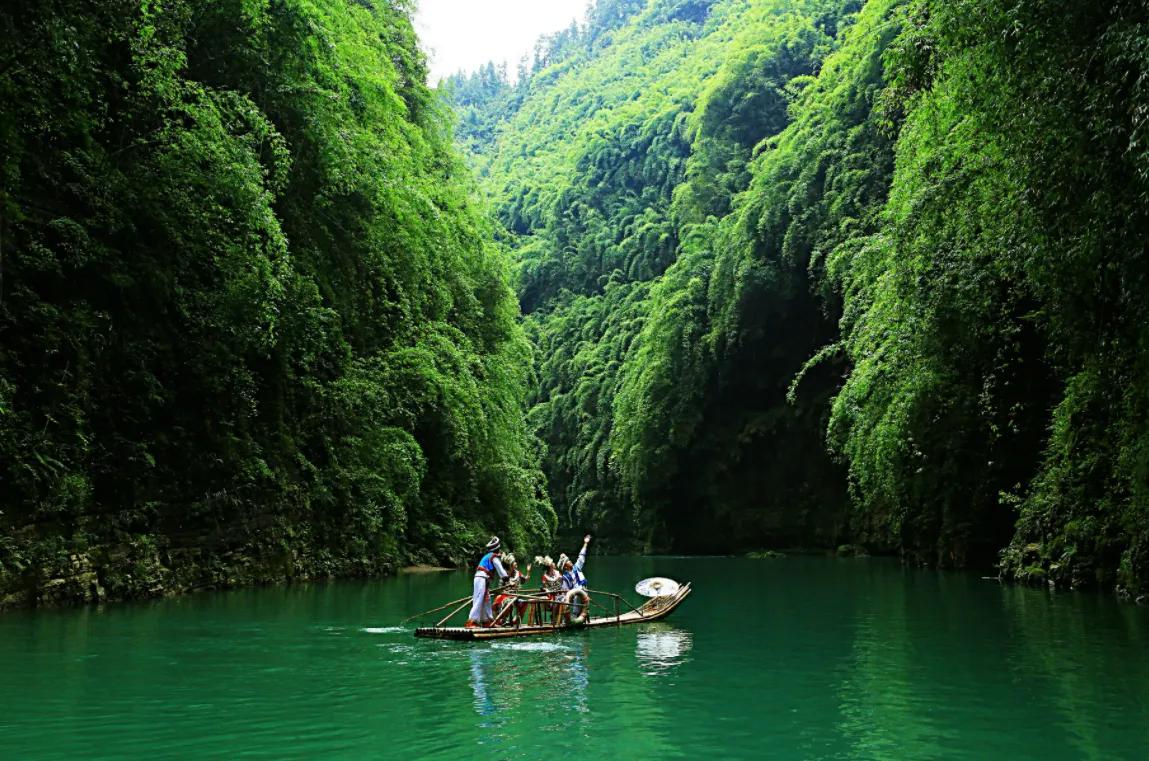 重庆酒桌“怪象”，不仅喜爱“小瓶酒”，还偏爱另外3款