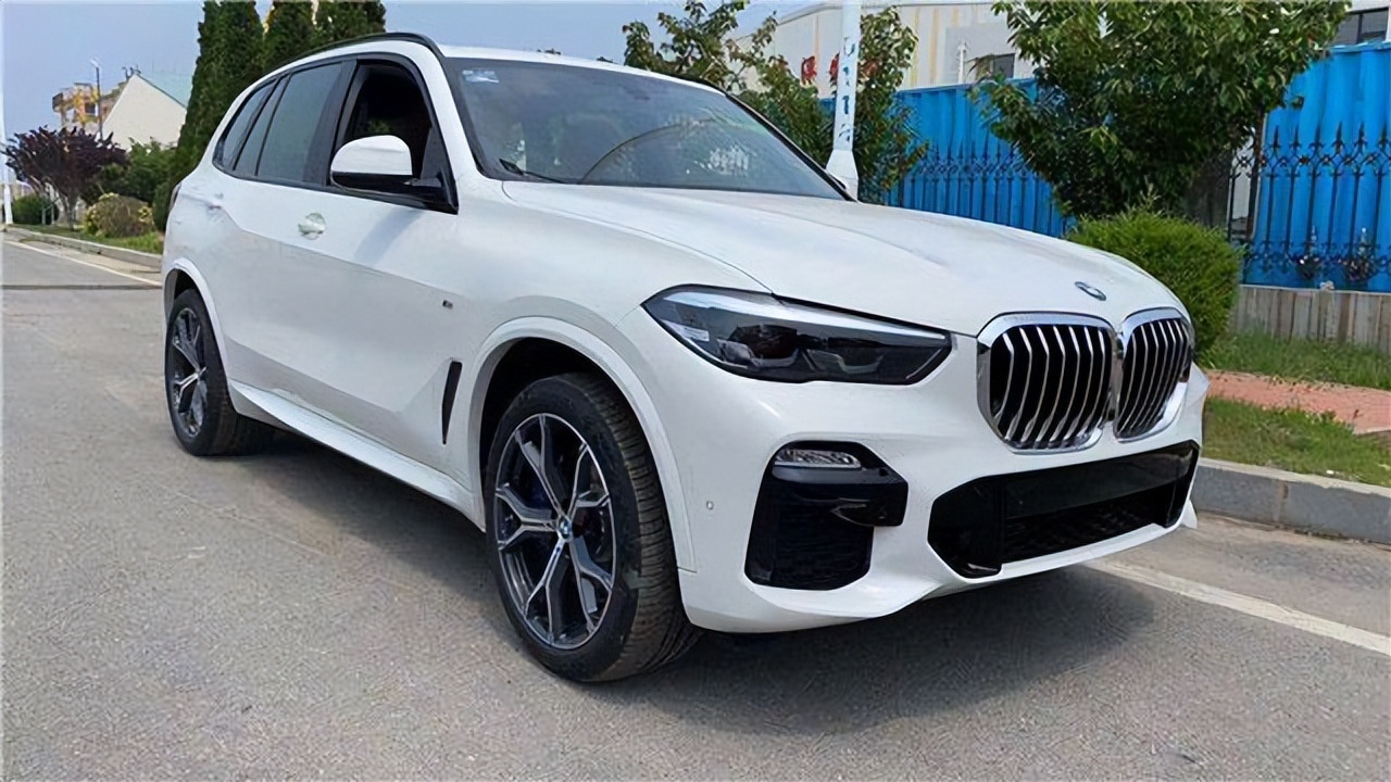 最新款公路之王宝马x5,新款宝马x5宽度超2米