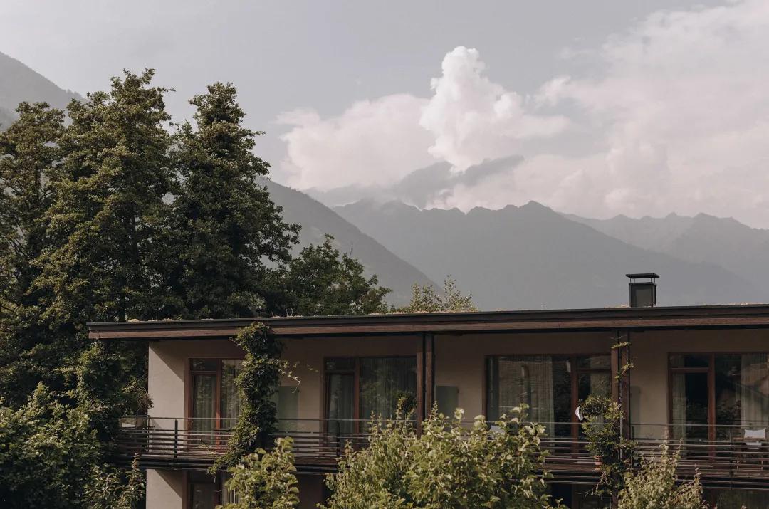 HotelSchwarzschmied在葡萄园城堡里感受度假的氛围