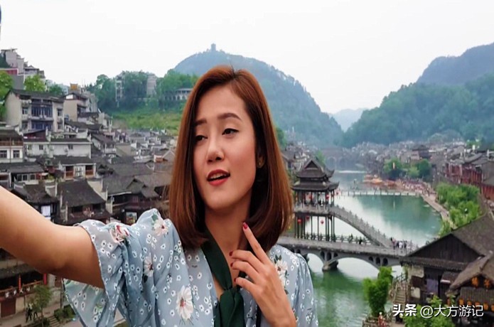 湘西凤凰古城商业化严重吗,过度商业化对凤凰古城的影响