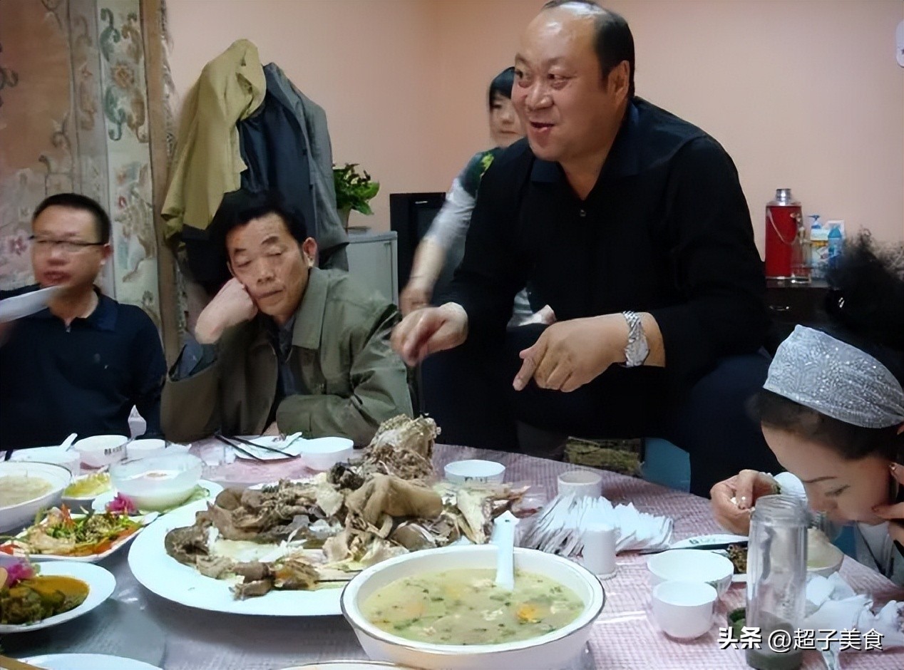 耍酒疯说明人品有问题吗,喝酒耍酒疯的人是什么人品