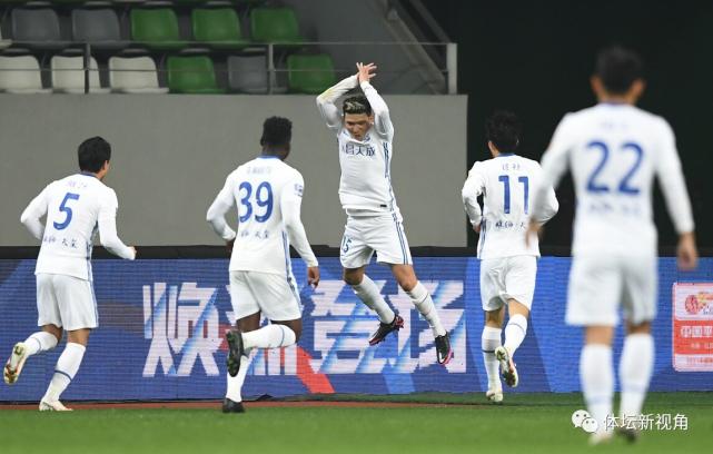 中超球队踢出巴萨式配合进球，小将“C罗式”庆祝动作燃爆了