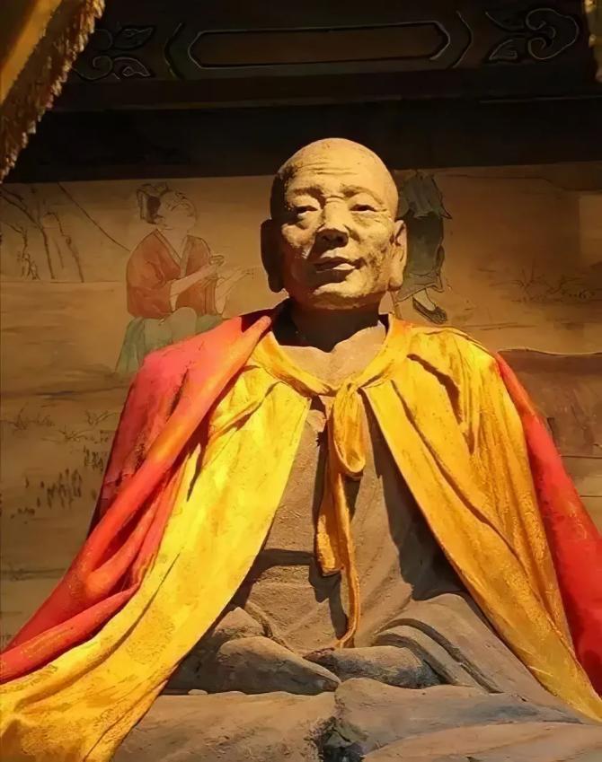 80岁老人深山发现土匪洞完整版,山西老农发现山洞