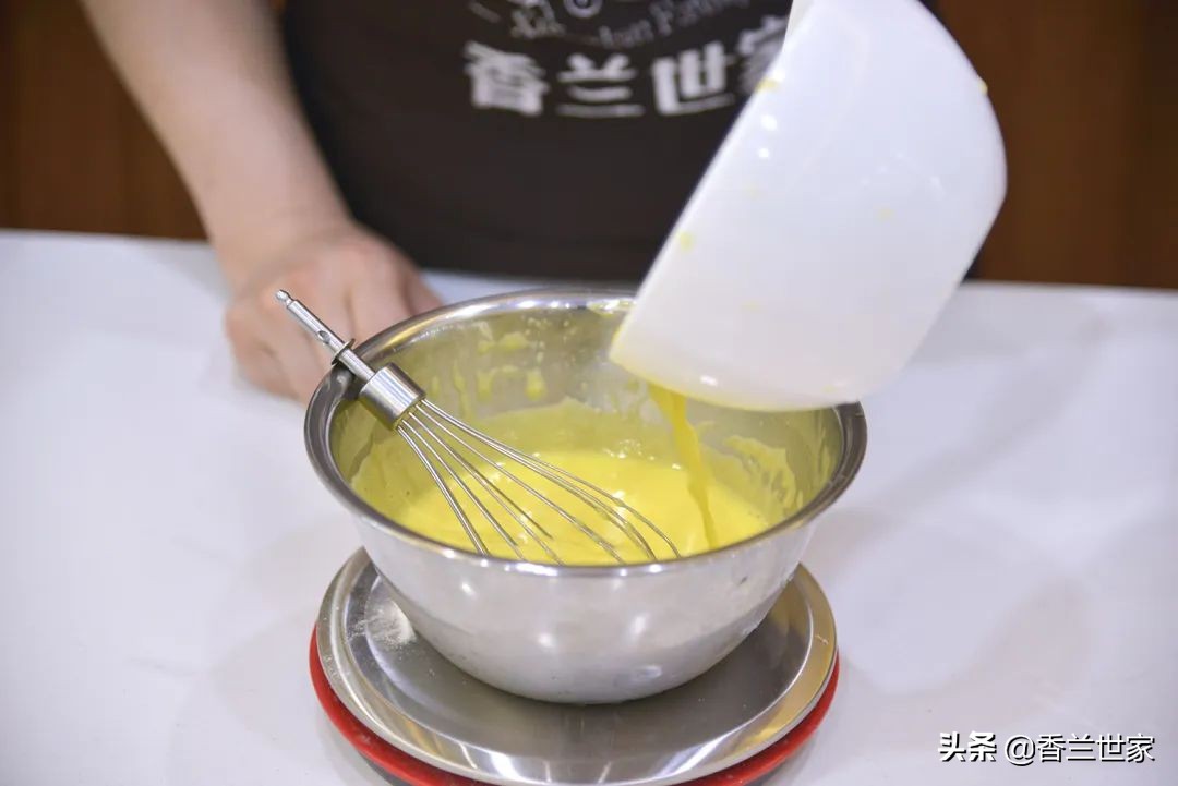 香兰纸杯蛋糕教程,香兰蛋糕制作教程