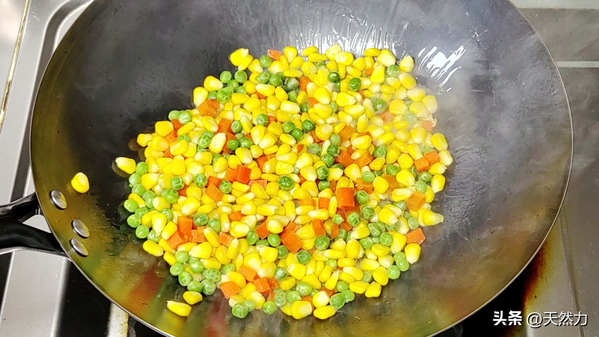 香甜玉米粒的做法小孩最爱吃,甜玉米粒家常做法儿童