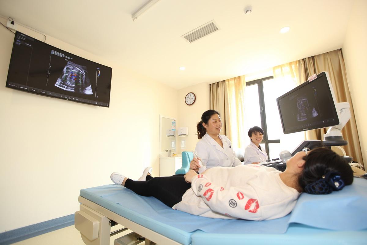 女子查出双子宫,女子被查出有“双子宫”