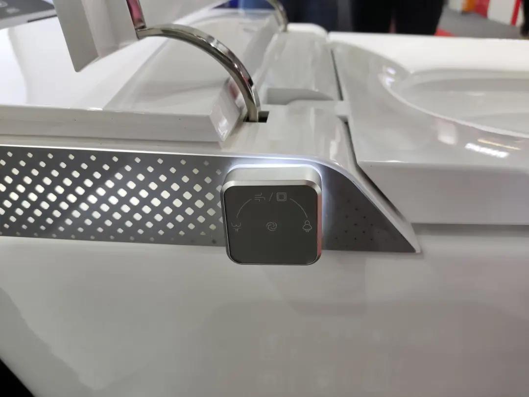 广州设计周卫浴新品,红点设计奖卫浴