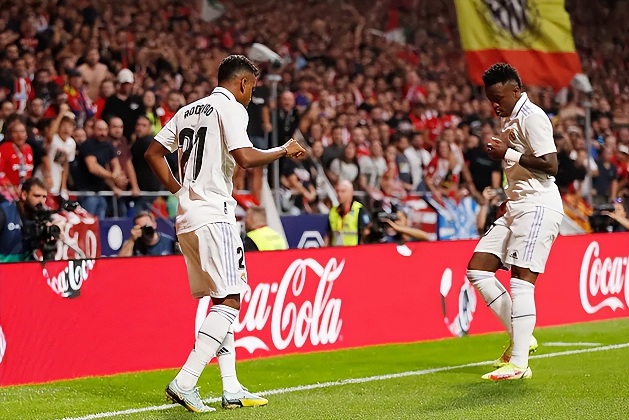 同等的付出不一定得到同等的回报,相同付出得到公平