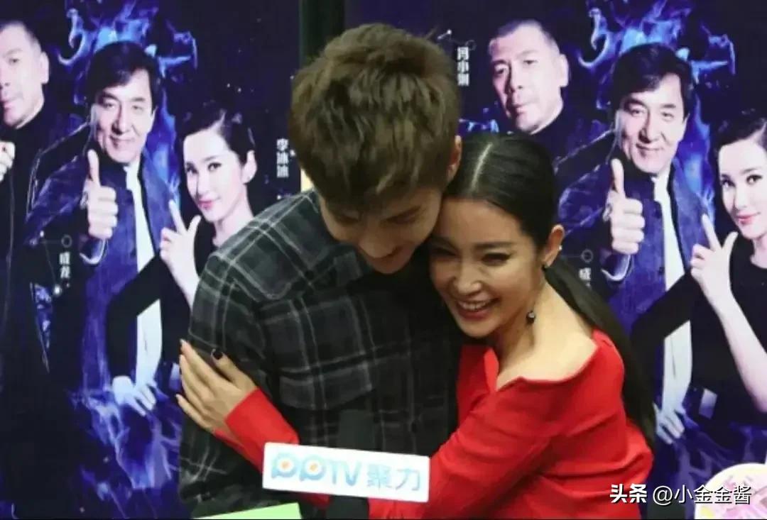 吴亦凡被判13年庭审照片,吴亦凡被判13年法庭照片