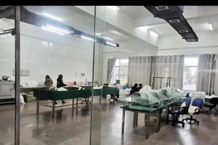 羽绒寝具对美出口下跌近半，今年或转增长/羽绒服占据抖音1月榜单