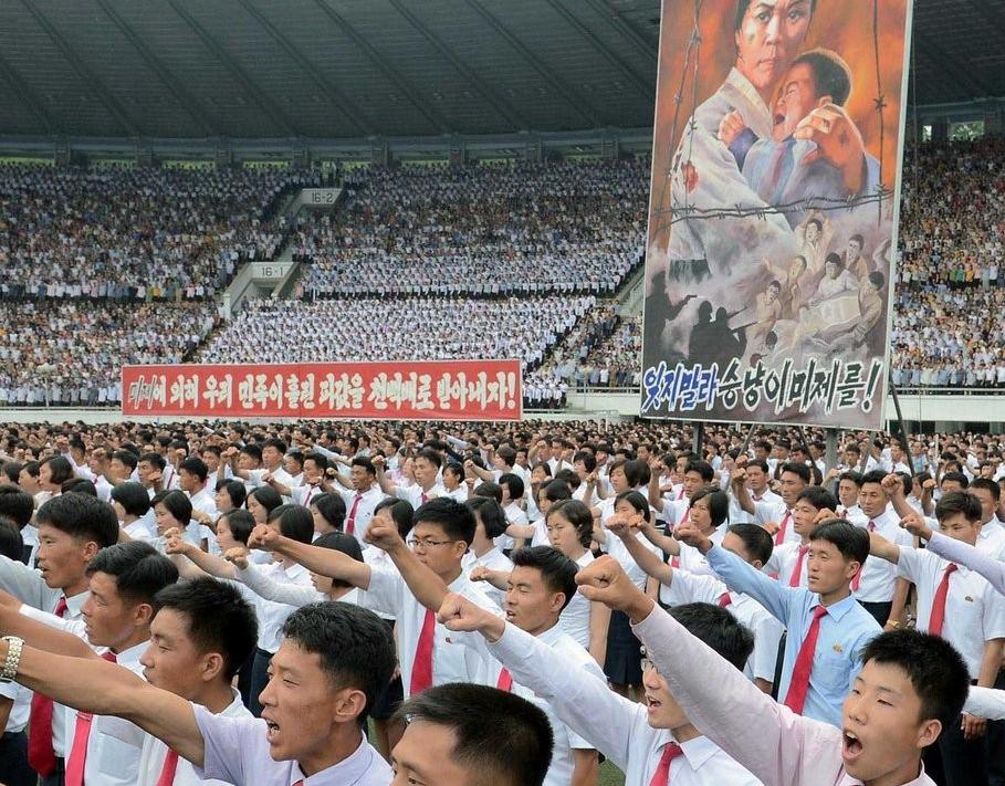 公然挑衅，B52飞临朝鲜半岛！中国该如何应对？轰20要抓紧了