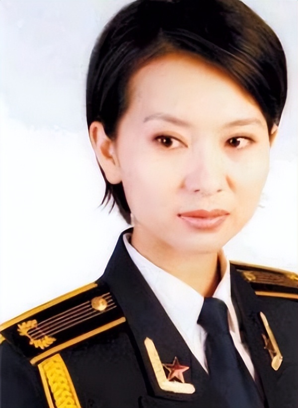 甘萍与黎兵现居成都吗,甘萍和黎兵夫妇