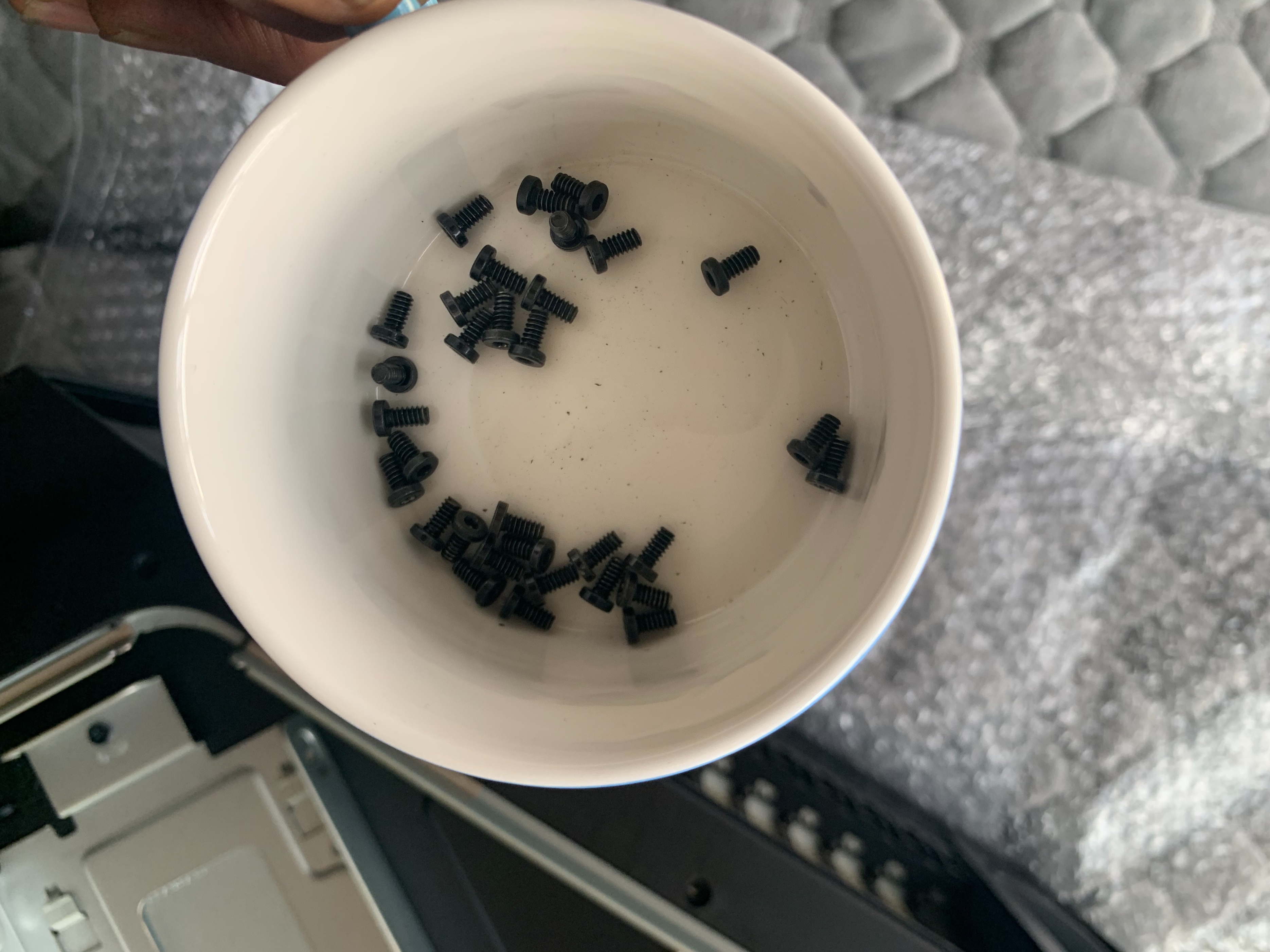 外星人大三角机箱什么材质,外星人大三角机箱购买