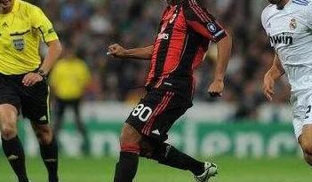 足球精灵小罗,足球精灵小罗拿过的奖杯