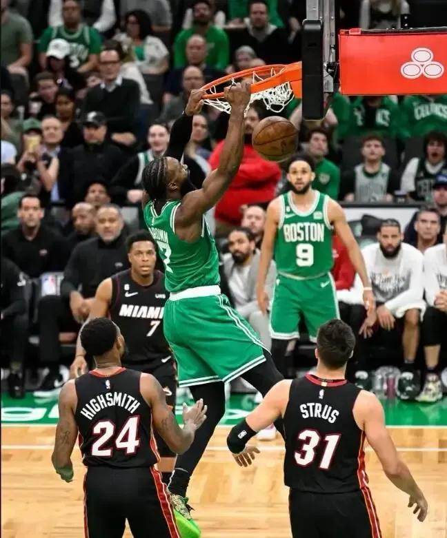 科比怀特兑现天赋,热火凯尔特人g6怀特绝杀后续