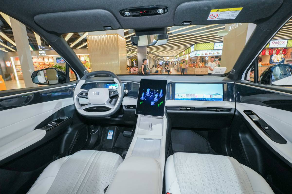 银河l7线下见面会,银河l7接打电话