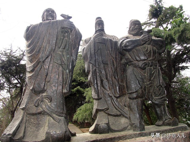 三国演义刘备,三国演义刘备曹操青梅煮酒论英雄