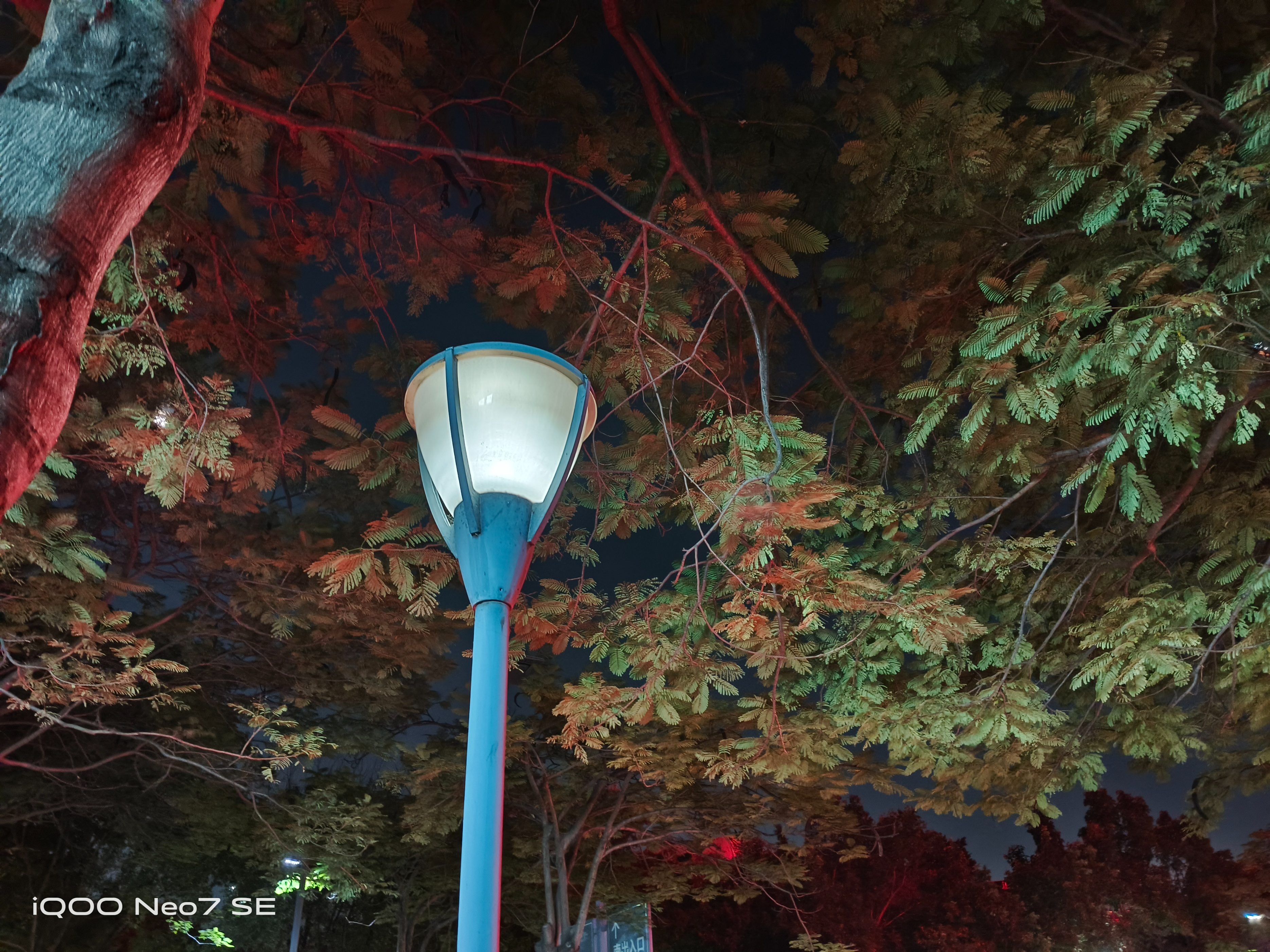 iqooneo7se和红米k50比较,iqooneo7se和红米k50标准版哪个好