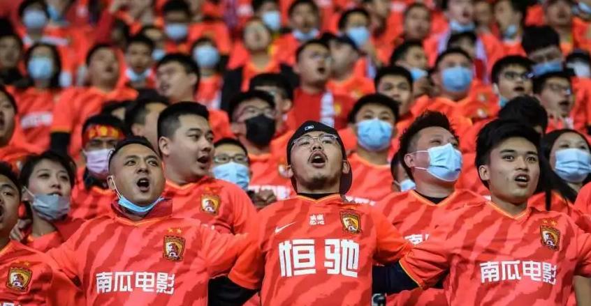 李铁球队降级,李铁一开始带领哪两只中超球队