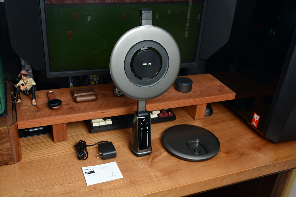 飞利浦轩坦台灯灰色还是白色好看,飞利浦轩坦护眼台灯pro测评