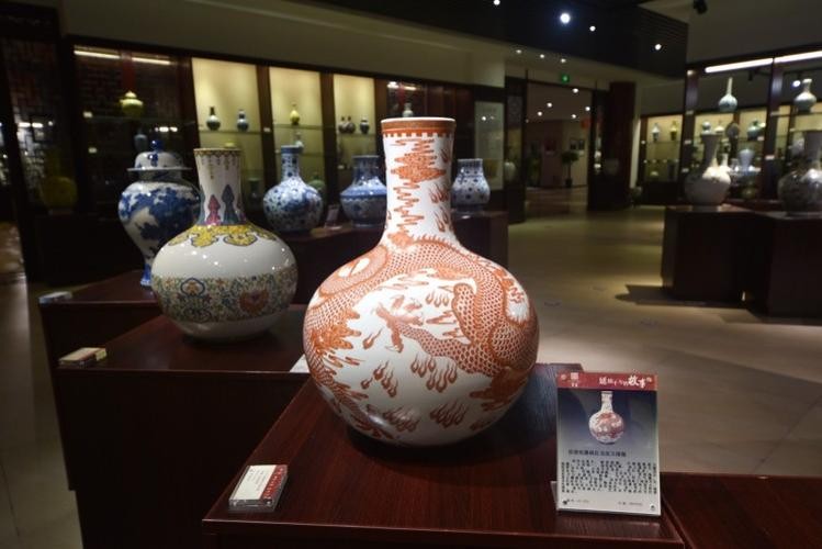 景德镇陶瓷艺术特点,有关陶瓷的知识景德镇