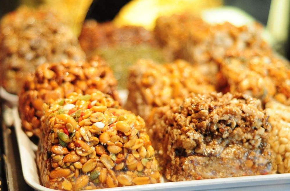 天价切糕为什么这么贵,天价切糕到底是怎么回事