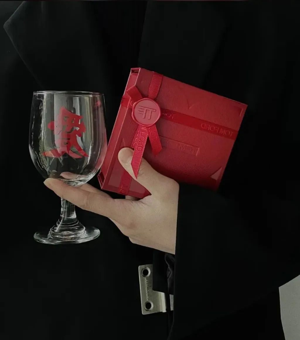 情人节包装设计有多卷？看各大品牌如何利用包装在线撒狗粮