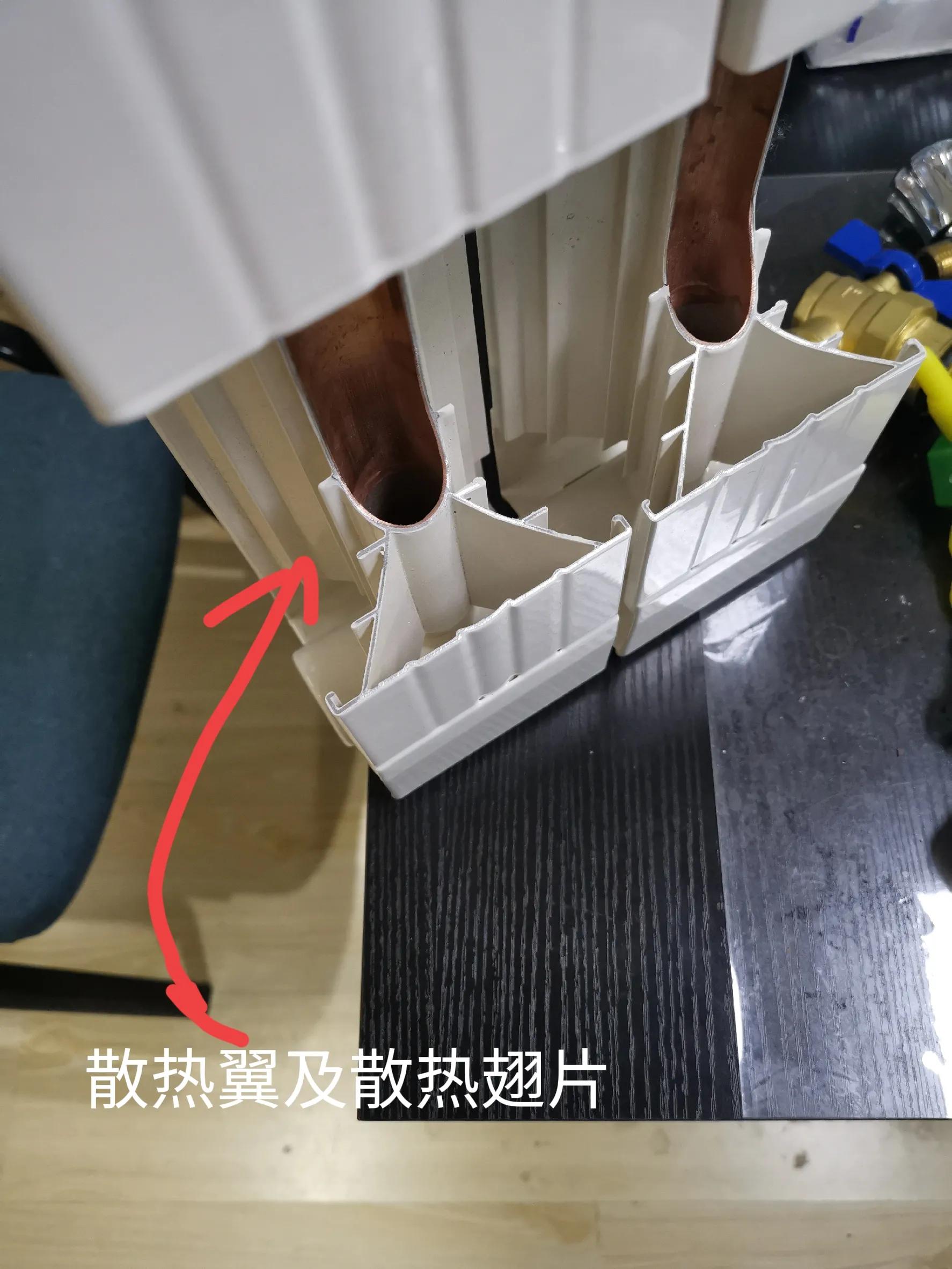 1.8米铜铝复合暖气片一组几平方,暖气片铜铝复合50的好还是75的好