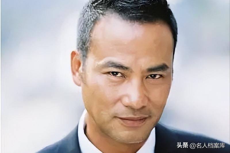他是香港黑道惹不起的人，向华强都得给他三分薄面，却被当众刺伤