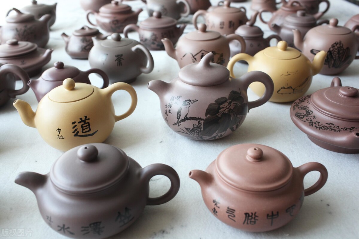 紫砂壶的价格为什么相差那么大,为什么紫砂壶价格差距那么大