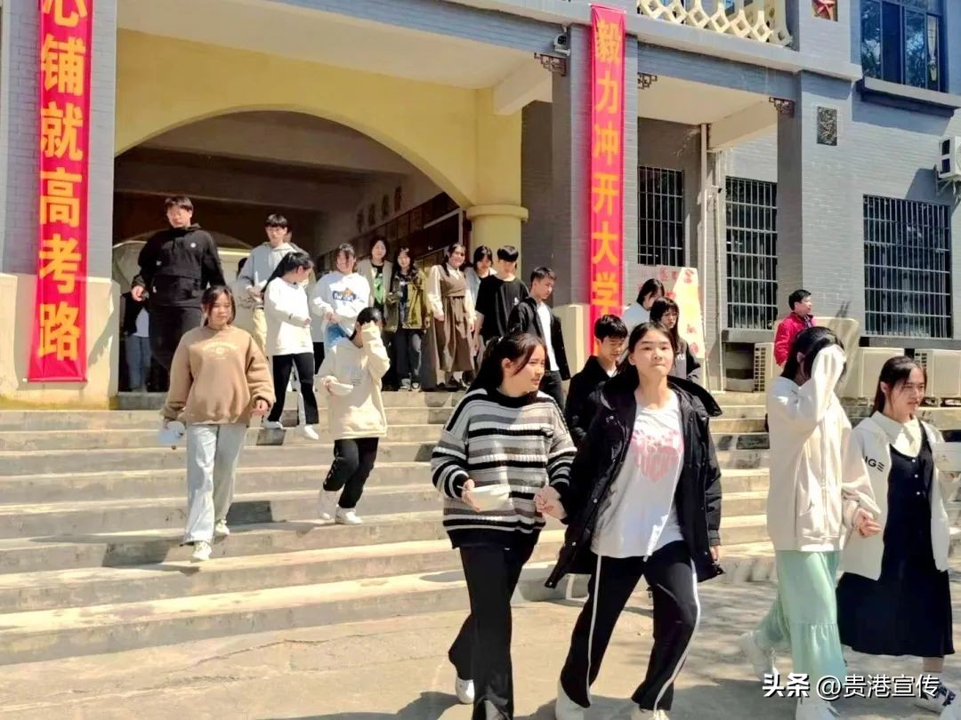 介绍江口中学,你好江口高中