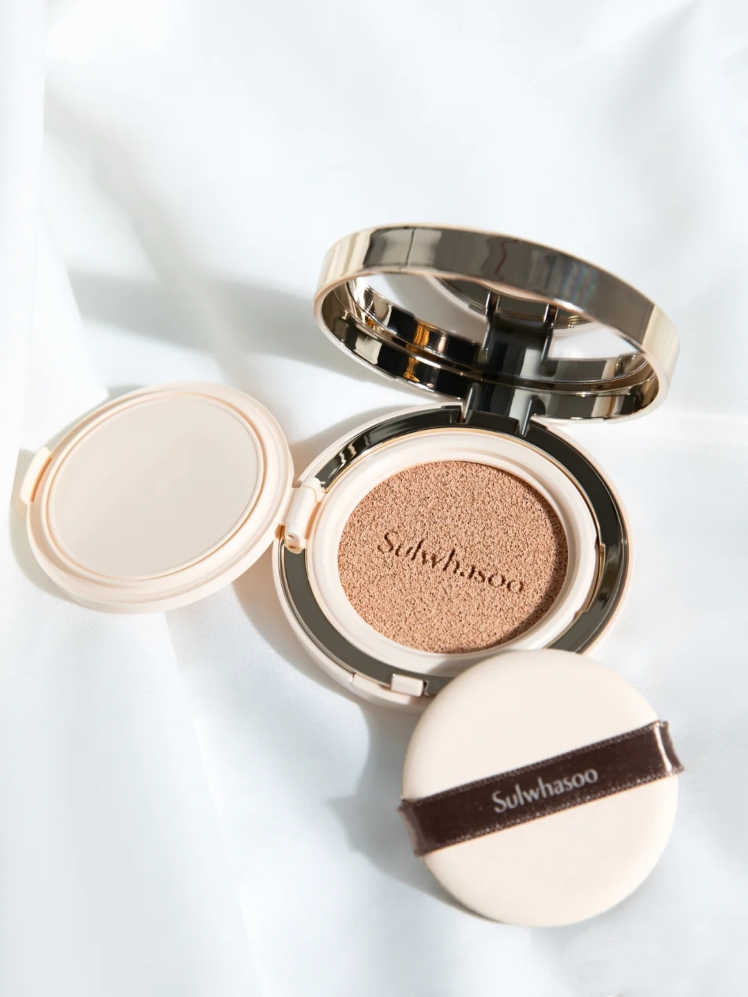 sk2和雪花秀哪个好,为啥sk-ii价位差别大