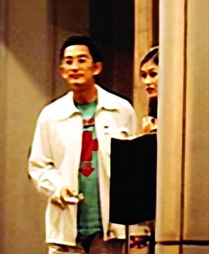 最近被爆丑闻的男星,当红顶级男星丑闻被爆出