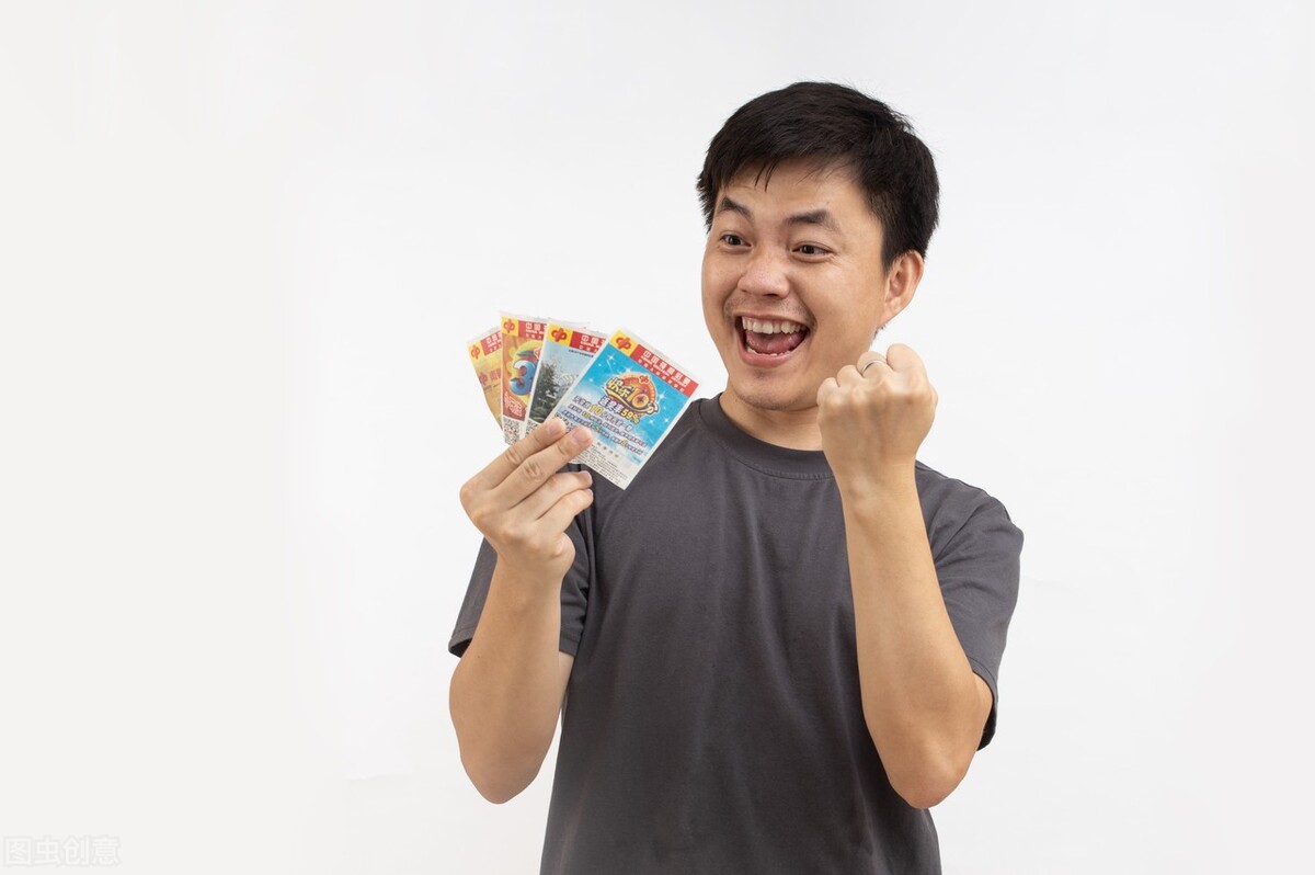 玩彩票真能挣到钱吗,玩彩票一夜暴富