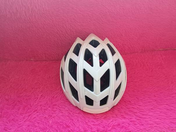 智能头盔helmet,crosshelmet智能头盔评测