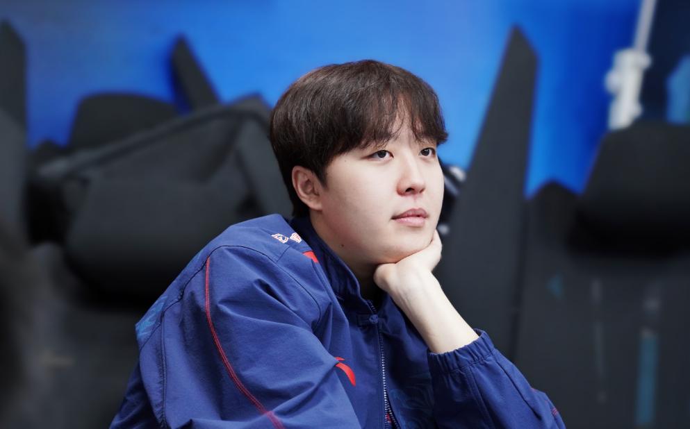 t1第一个世界冠军,各赛区解说看t1战胜jdg